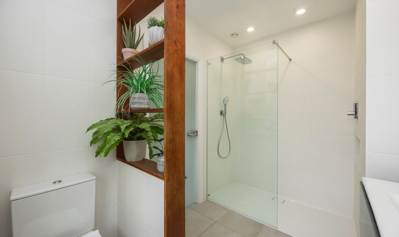 Oaken Coppice, Ashtead, KT21