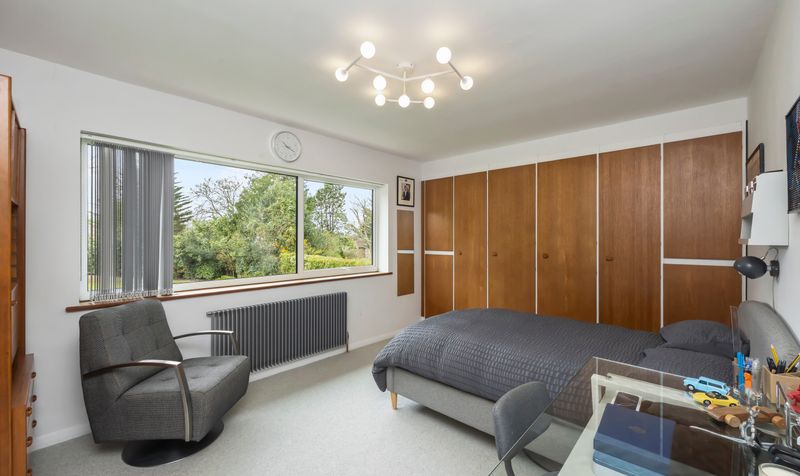 Oaken Coppice, Ashtead, KT21