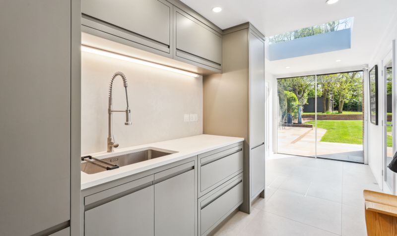 Oaken Coppice, Ashtead, KT21