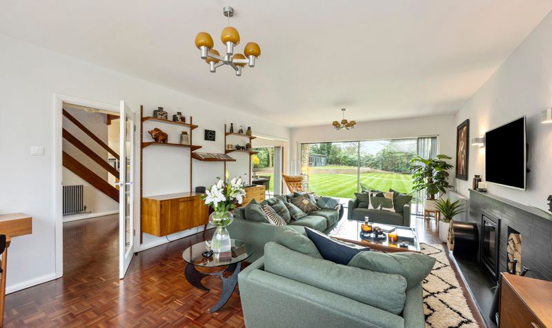 Oaken Coppice, Ashtead, KT21