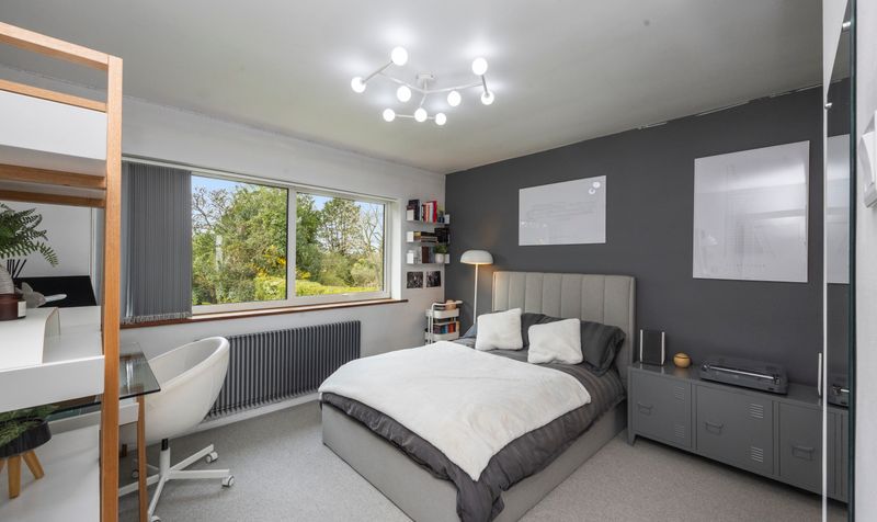 Oaken Coppice, Ashtead, KT21