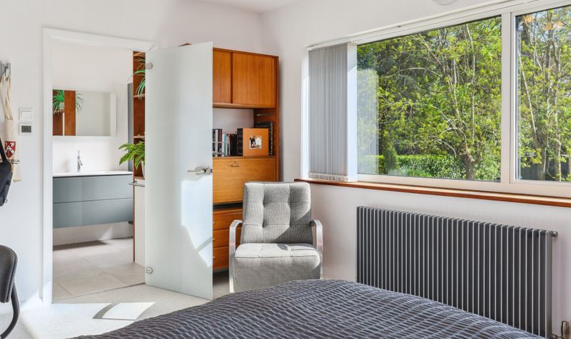 Oaken Coppice, Ashtead, KT21