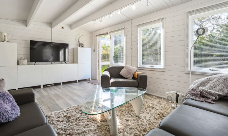 Oaken Coppice, Ashtead, KT21