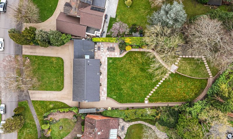 Oaken Coppice, Ashtead, KT21