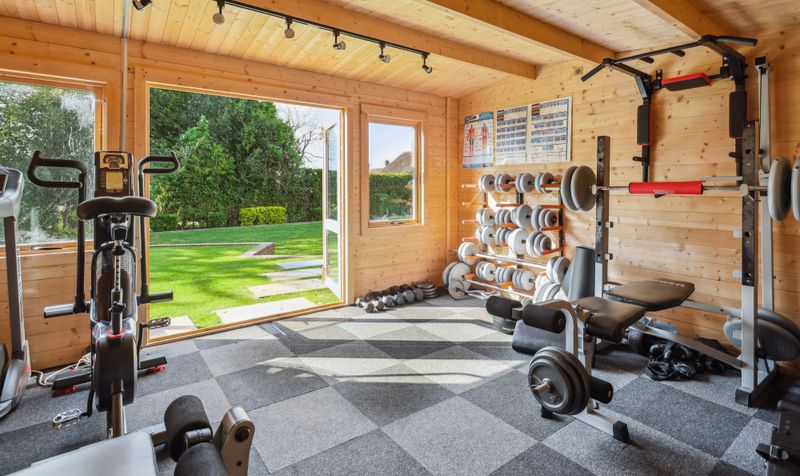 Oaken Coppice, Ashtead, KT21