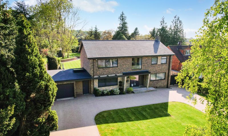 Oaken Coppice, Ashtead, KT21