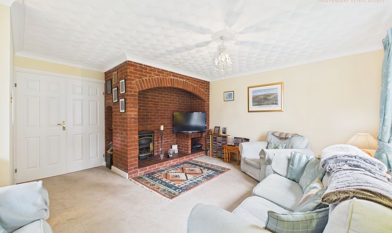 Adder Hill, Great Boughton, CH3