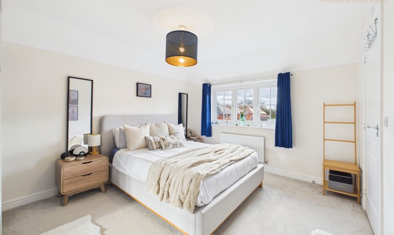 Gold Court, Saighton, CH3