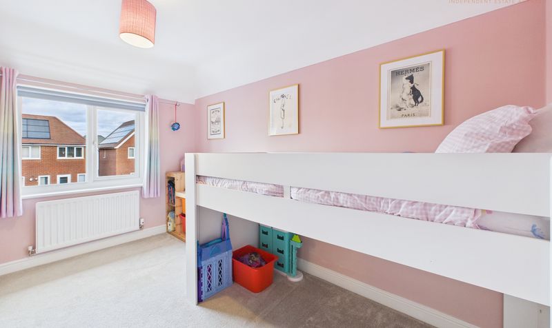 Gold Court, Saighton, CH3