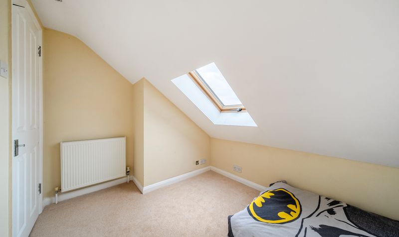 The Greenway, Epsom, KT18