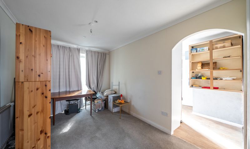 Grosvenor Road, Epsom, KT18
