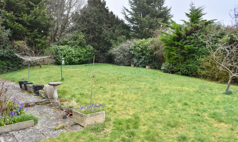 Pepys Close, Ashtead, KT21