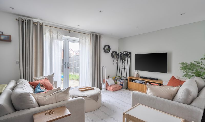 Ceres Crescent, Epsom, KT17