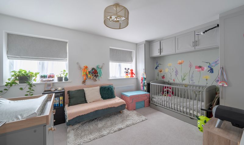 Ceres Crescent, Epsom, KT17