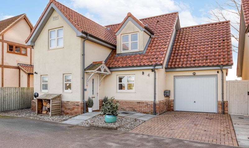 3 Bedroom House For Sale &ndash; Horseshoe Close, Dunton, SG18