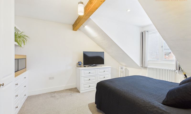 Lakeside Close, Upton, CH2