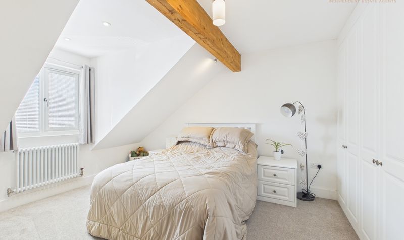 Lakeside Close, Upton, CH2