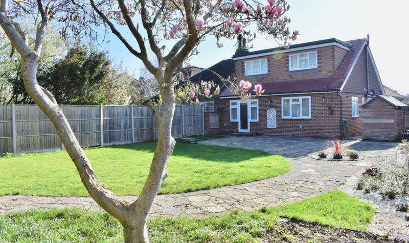 Petters Road, Ashtead, KT21