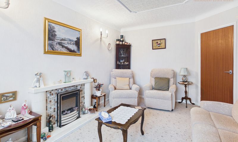 Kendal Close, Newton, CH2