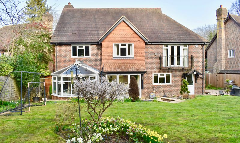 Pauls Place, Ashtead, KT21