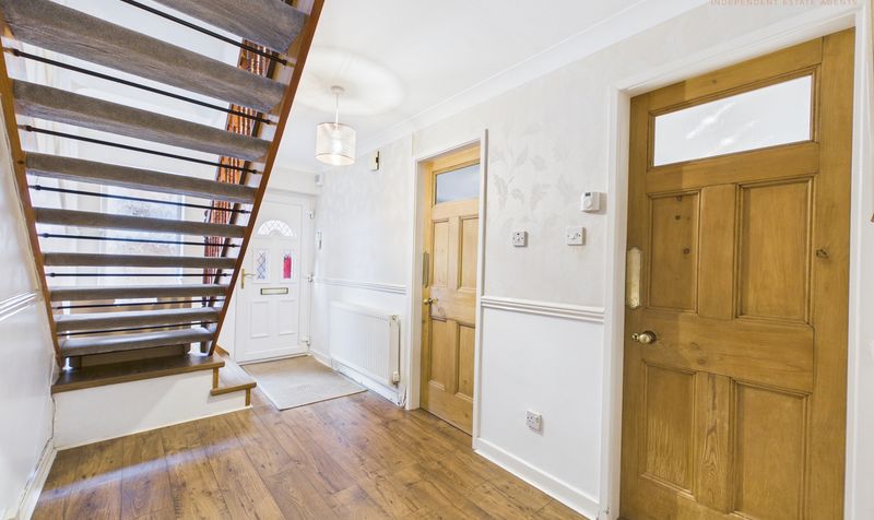 Weaver Grove, Mickle Trafford, CH2