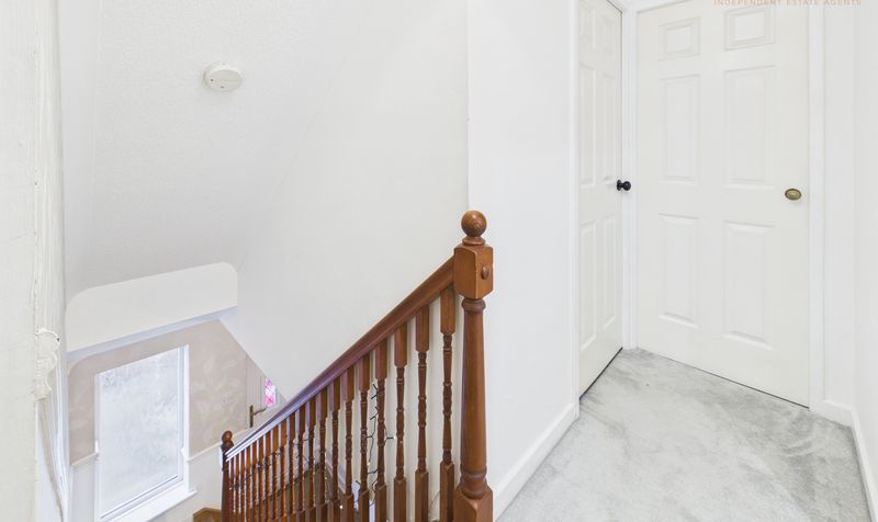 Weaver Grove, Mickle Trafford, CH2