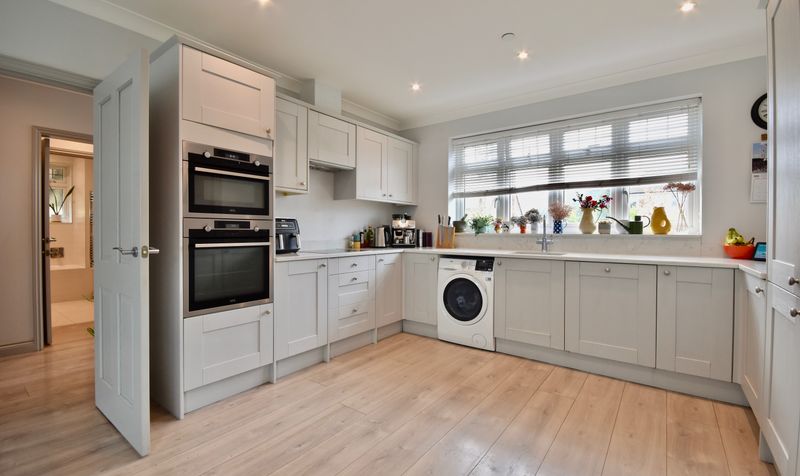 Harriotts Drive, Ashtead, KT21