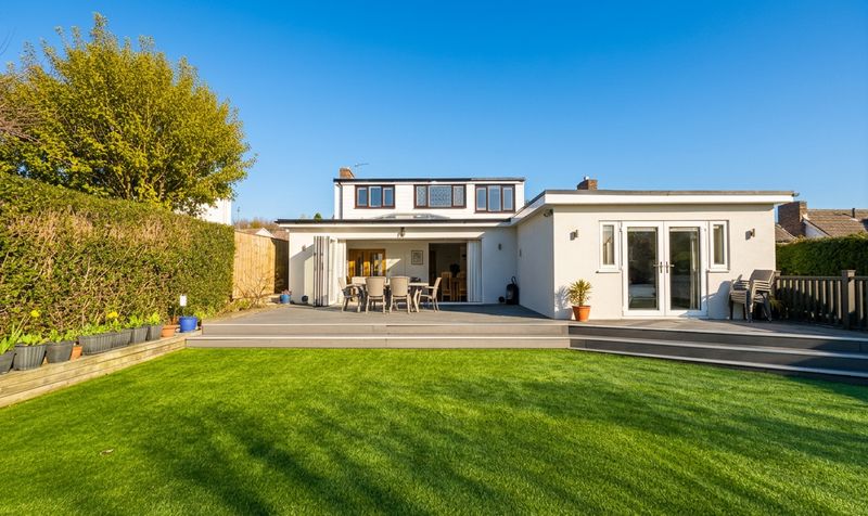 Orchard Road, Huddersfield, HD5