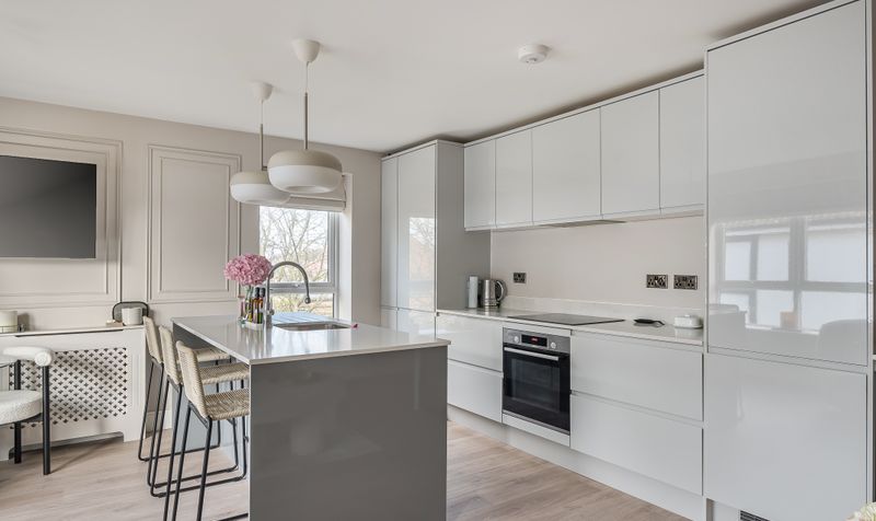Ruxley Lane, Epsom, KT19
