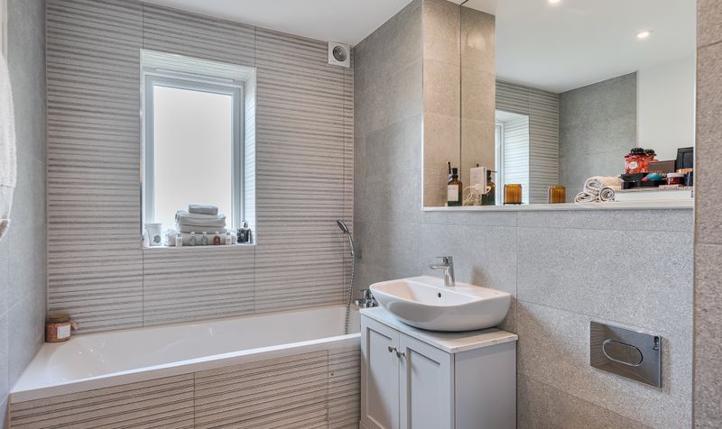 Ruxley Lane, Epsom, KT19