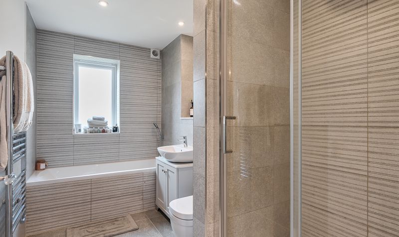 Ruxley Lane, Epsom, KT19