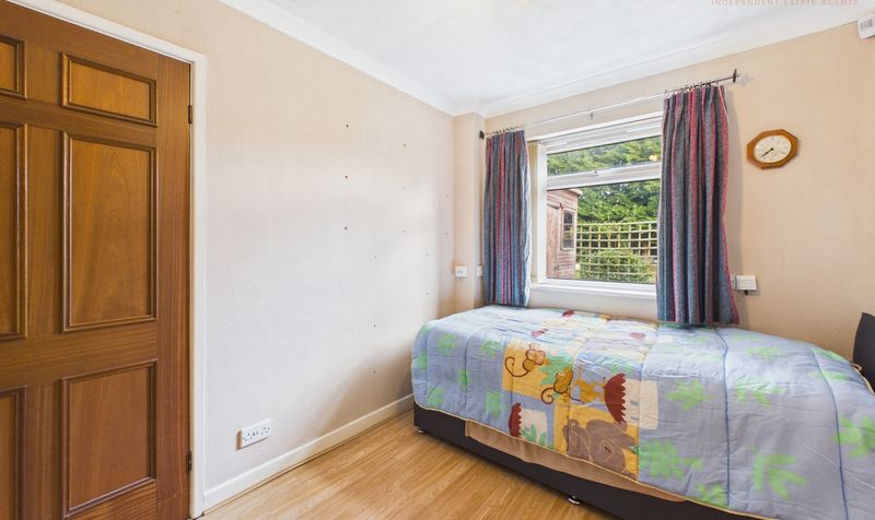 Darlington Crescent, Saughall, CH1