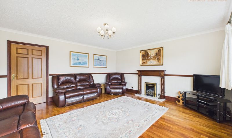 Darlington Crescent, Saughall, CH1