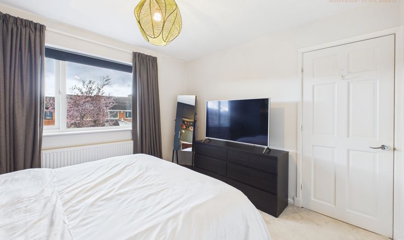Meadowfield Road, Westminster Park, CH4