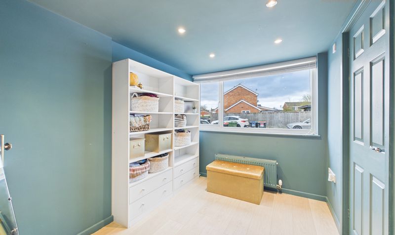 Meadowfield Road, Westminster Park, CH4