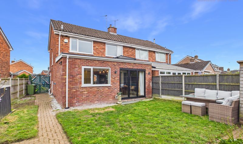 Meadowfield Road, Westminster Park, CH4