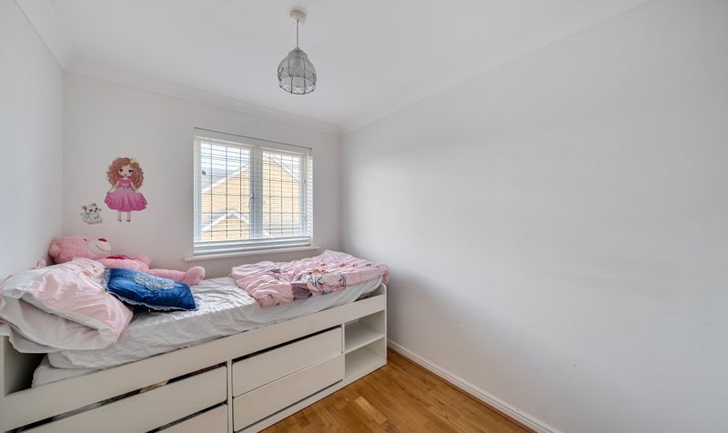 Lady Harewood Way, Epsom, KT19