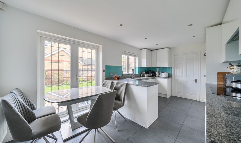 Lady Harewood Way, Epsom, KT19