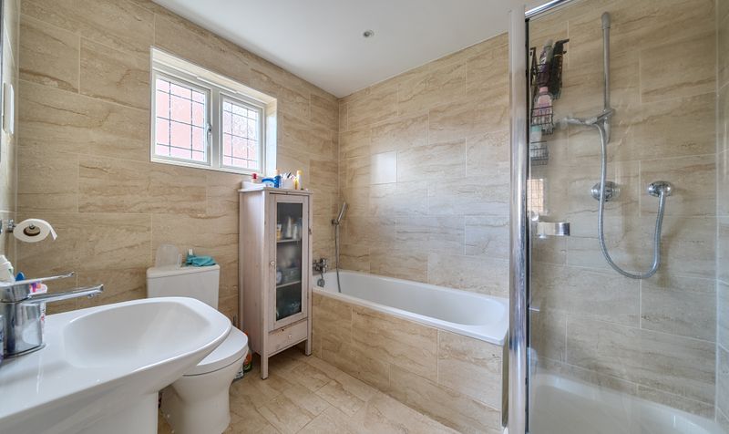 Lady Harewood Way, Epsom, KT19
