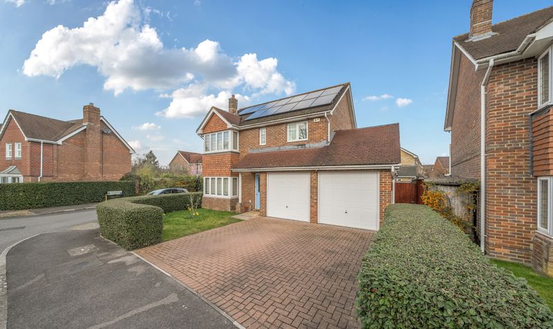Lady Harewood Way, Epsom, KT19