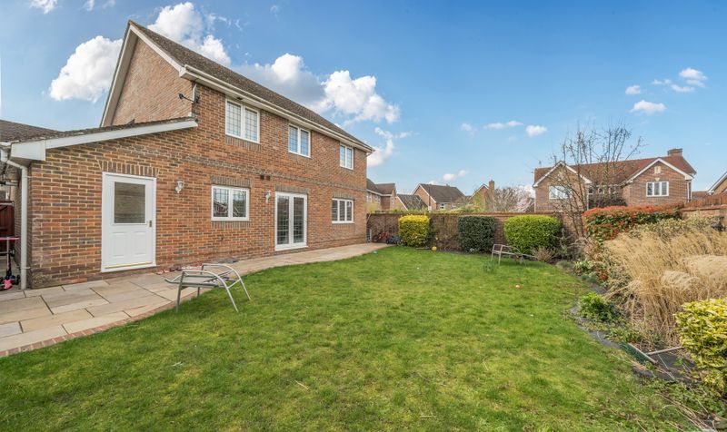 Lady Harewood Way, Epsom, KT19