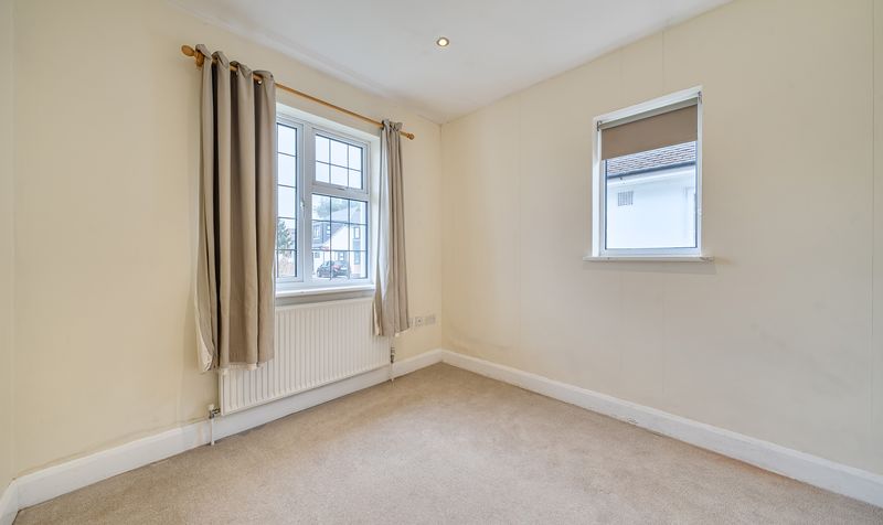 Eastdean Avenue, Epsom, KT18