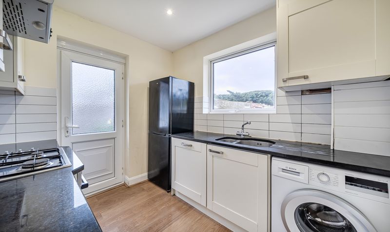 Eastdean Avenue, Epsom, KT18