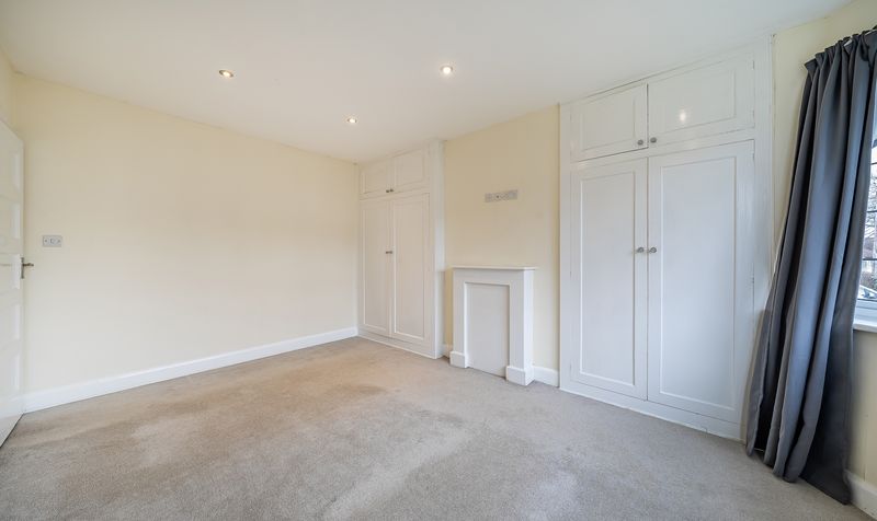 Eastdean Avenue, Epsom, KT18