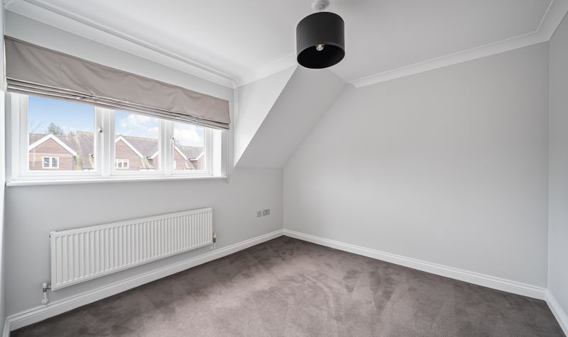 Mulberry Way, Ashtead, KT21