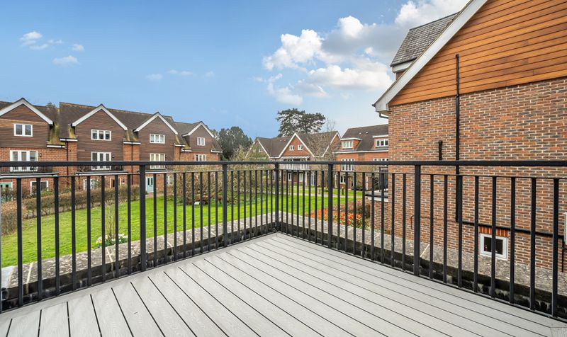 Mulberry Way, Ashtead, KT21