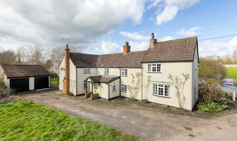 4 Bedroom House For Sale &ndash; Upton End Road, Shillington, SG5