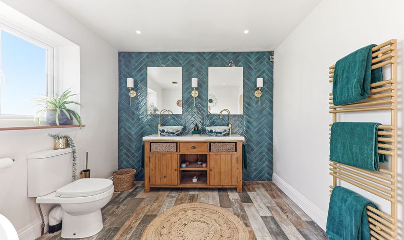 Torteval Cottage, Jackroyd Lane, Upper Hopton