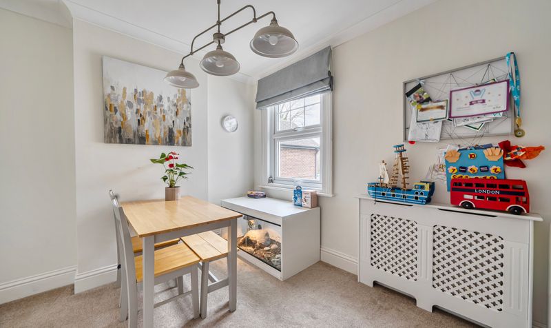 Caenwood Road, Ashtead, KT21