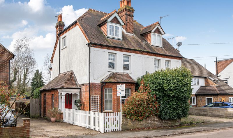 Caenwood Road, Ashtead, KT21